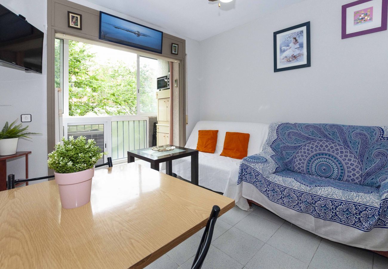 Estudi en Rosas / Roses - 1231 PUNTA DEL ESTE 150m PLAYA