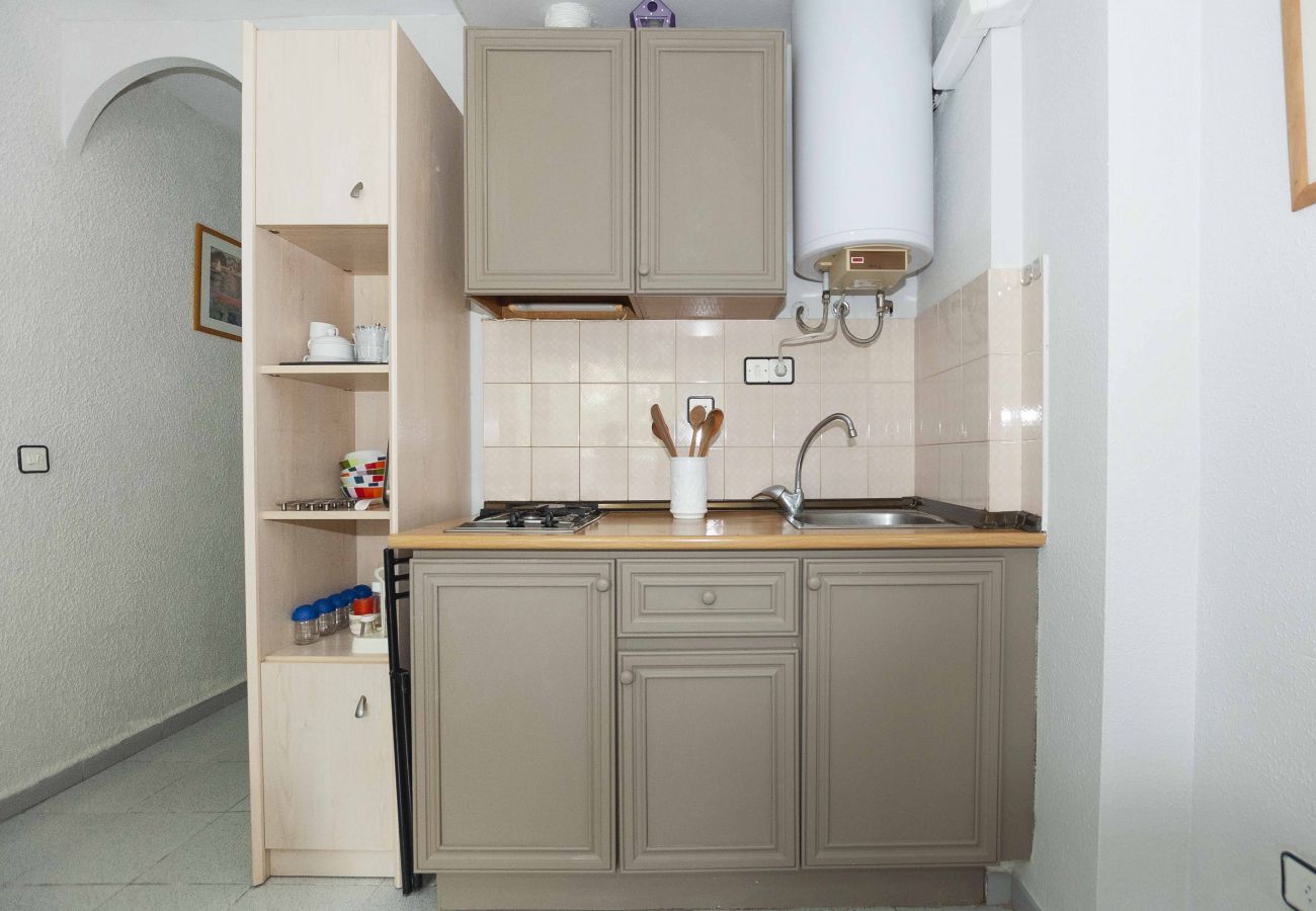 Estudi en Rosas / Roses - 1231 PUNTA DEL ESTE 150m PLAYA