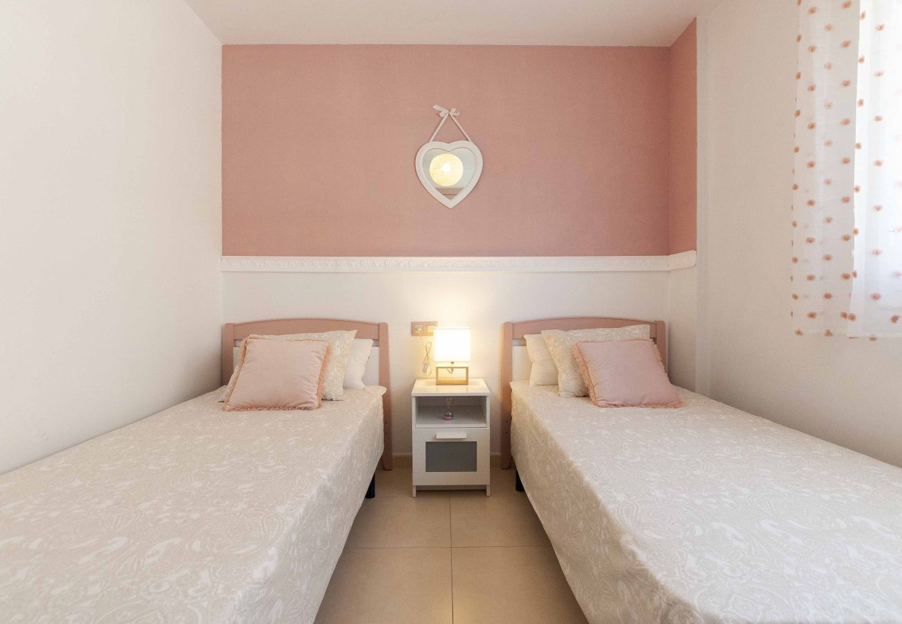 Apartament en Rosas / Roses - 1234 MIRASOL con piscina