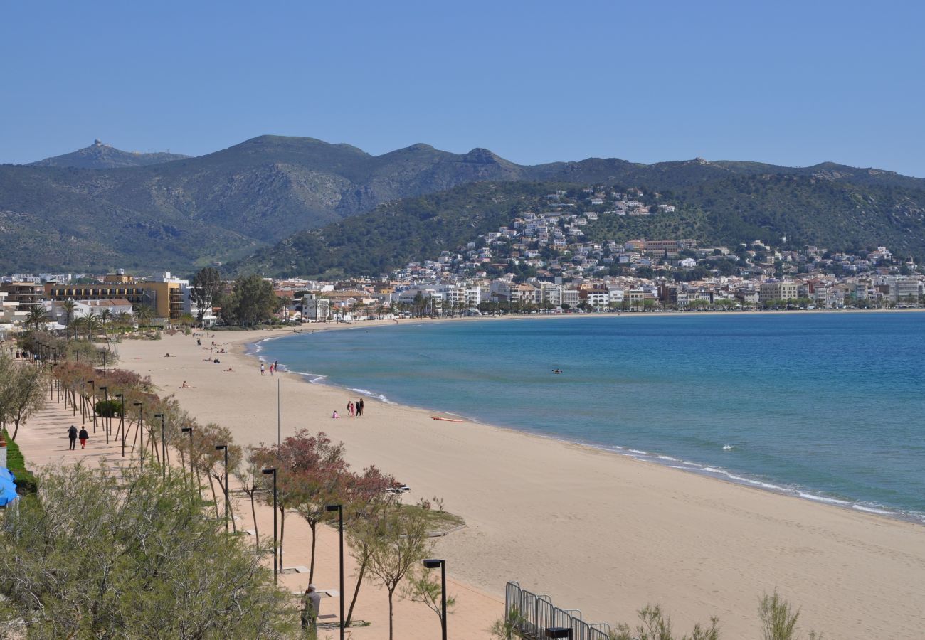 Apartament en Rosas / Roses - 1236 CARLA MAR 50m playa