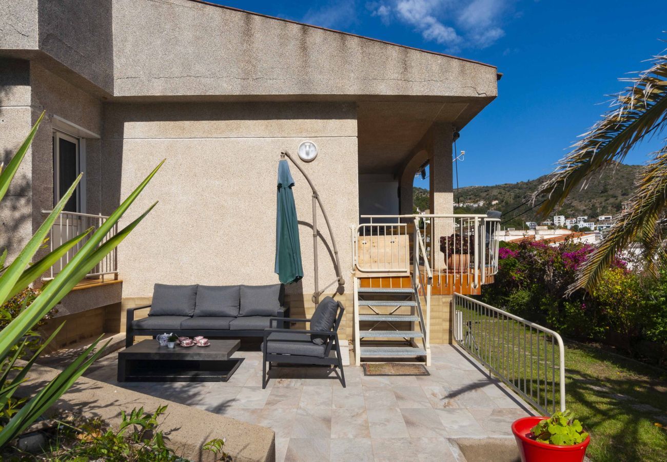 Apartament en Rosas / Roses - 1233 VILA NEUS con piscina