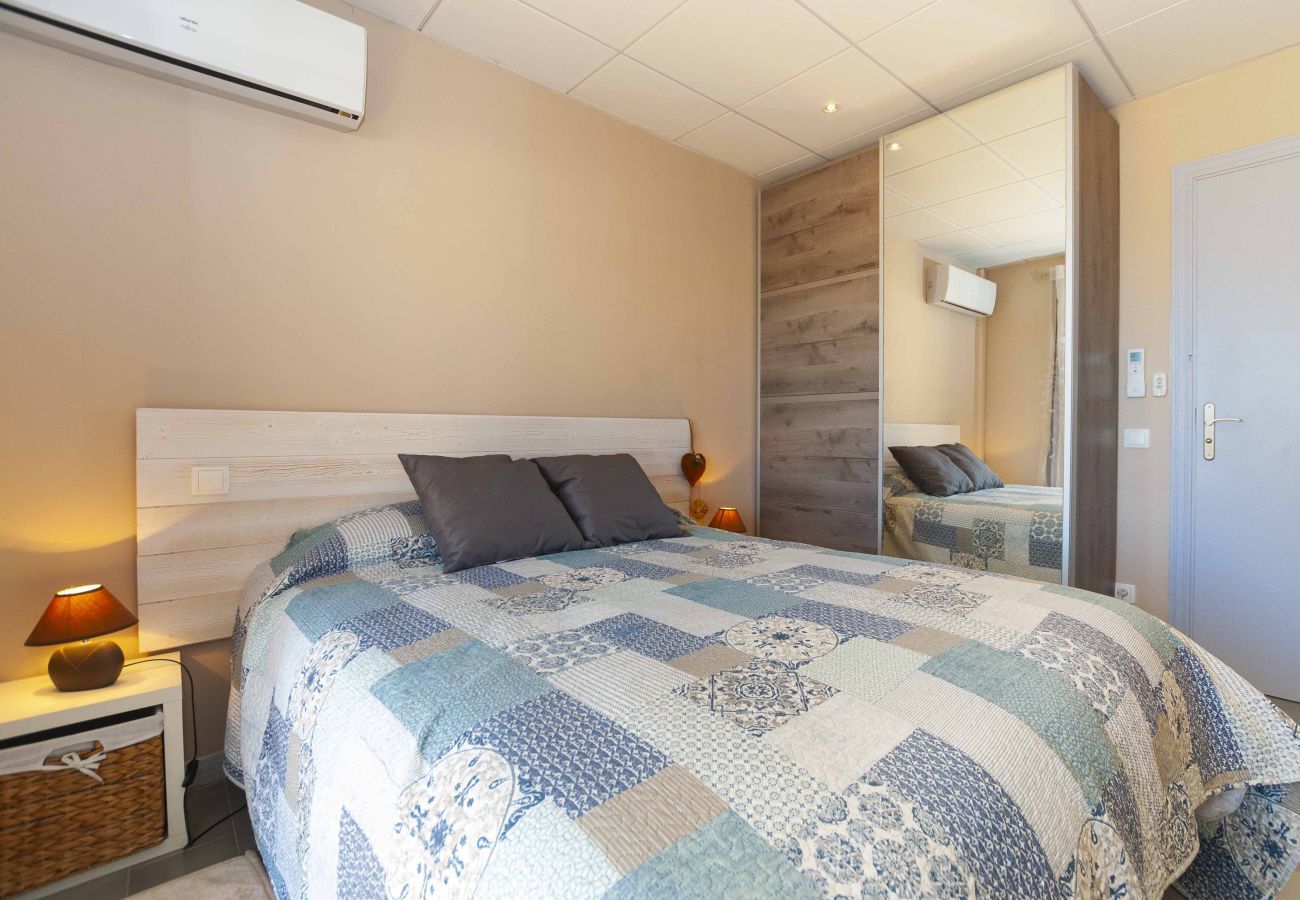 Apartament en Rosas / Roses - 1233 VILA NEUS con piscina