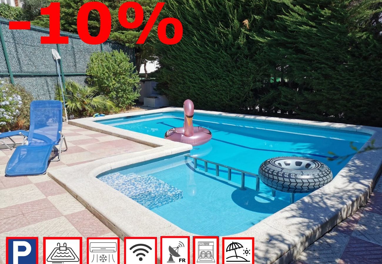 Apartament en Rosas / Roses - 1233 VILA NEUS con piscina