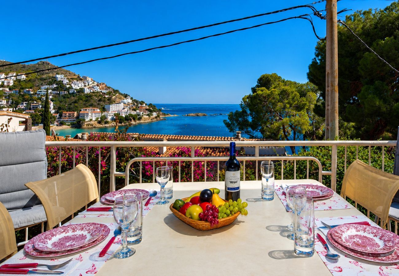 Apartament en Rosas / Roses - 1233 VILA NEUS con piscina - APIVEND