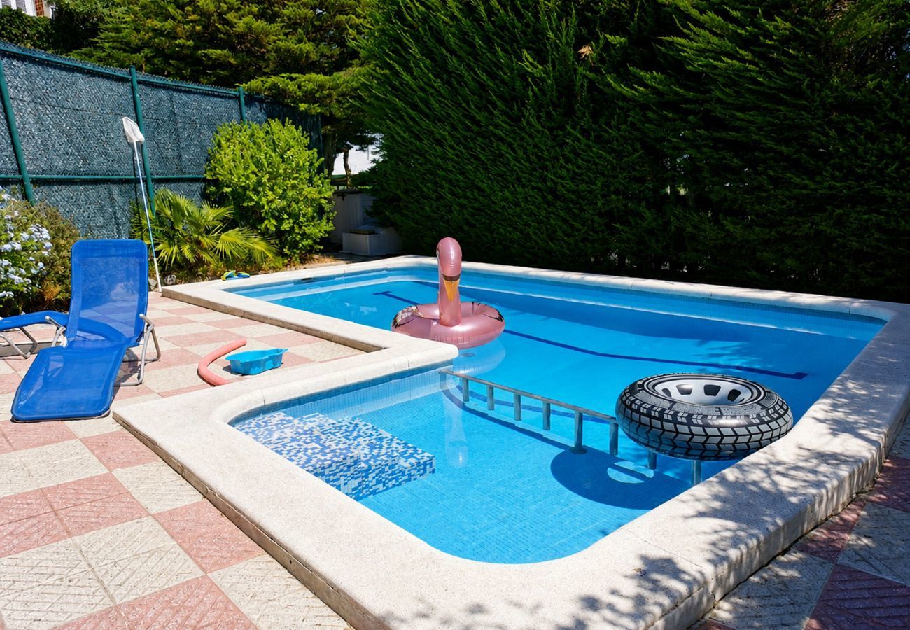 Apartament en Rosas / Roses - 1233 VILA NEUS con piscina - APIVEND