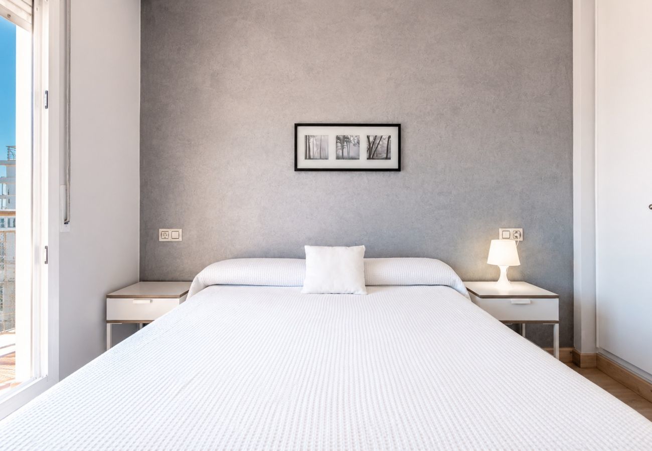 Apartament en Rosas / Roses - 1235 BLAUMARINA con piscina - APIVEND