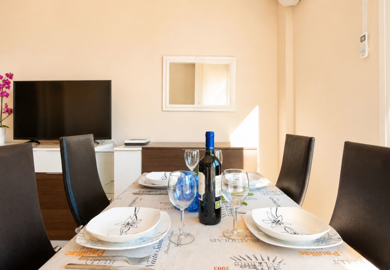Apartament en Rosas / Roses - 1235 BLAUMARINA con piscina - APIVEND