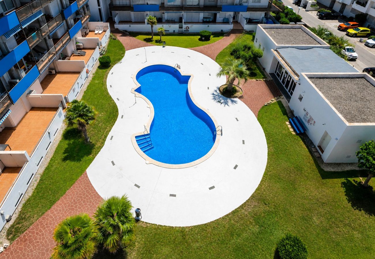 Apartament en Rosas / Roses - 1235 BLAUMARINA con piscina - APIVEND
