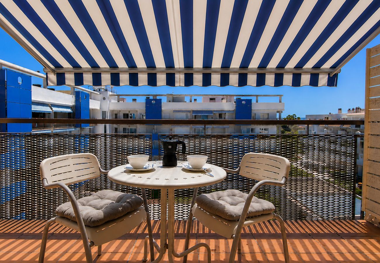 Apartament en Rosas / Roses - 1235 BLAUMARINA con piscina - APIVEND