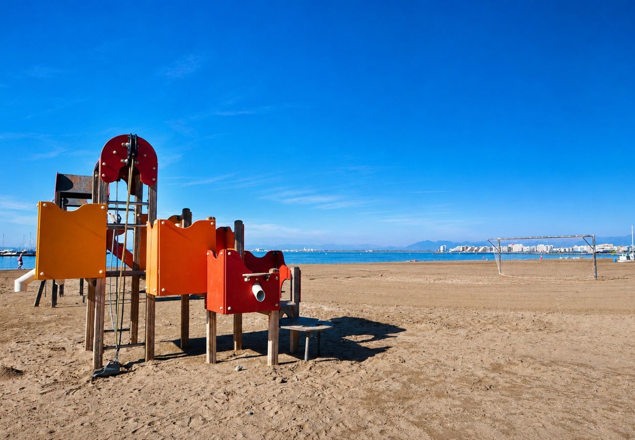 Apartament en Rosas / Roses - 1242 PARE CLARET 500m playa - APIVEND