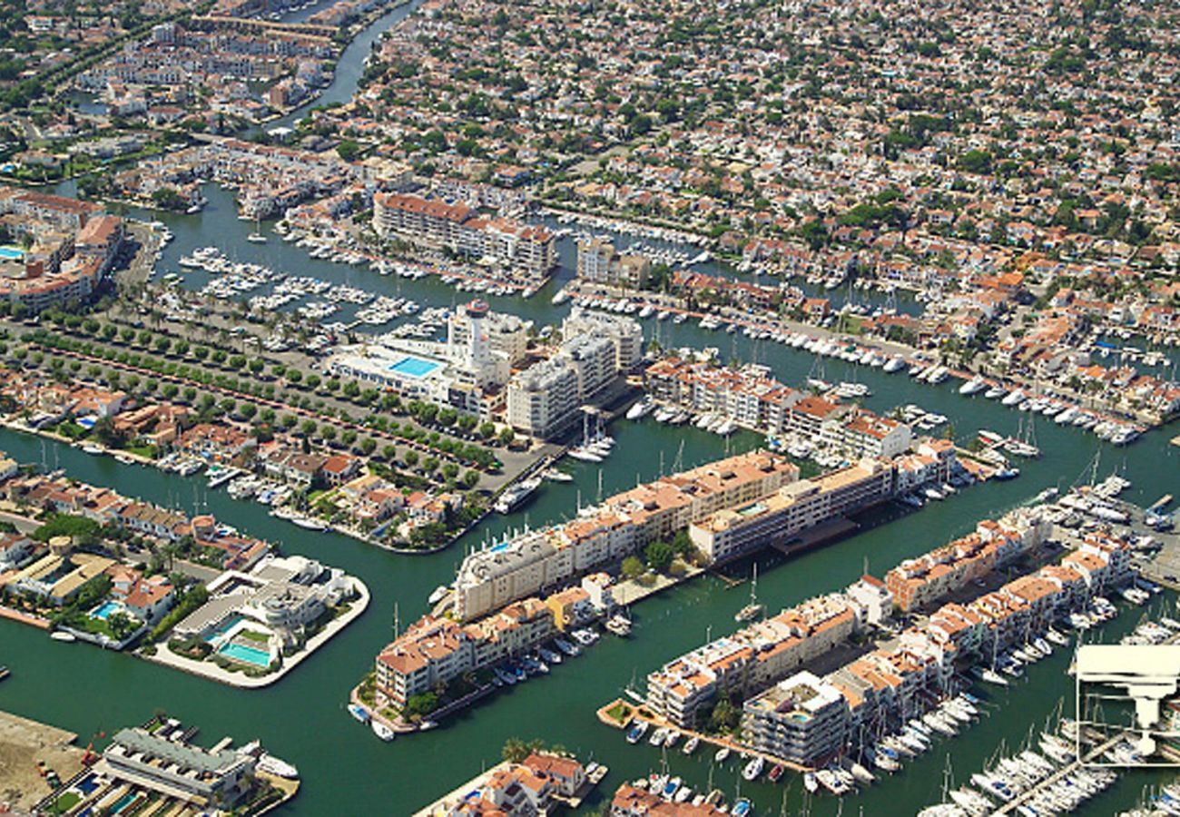 Apartament en Empuriabrava - 1247 PATTAYA