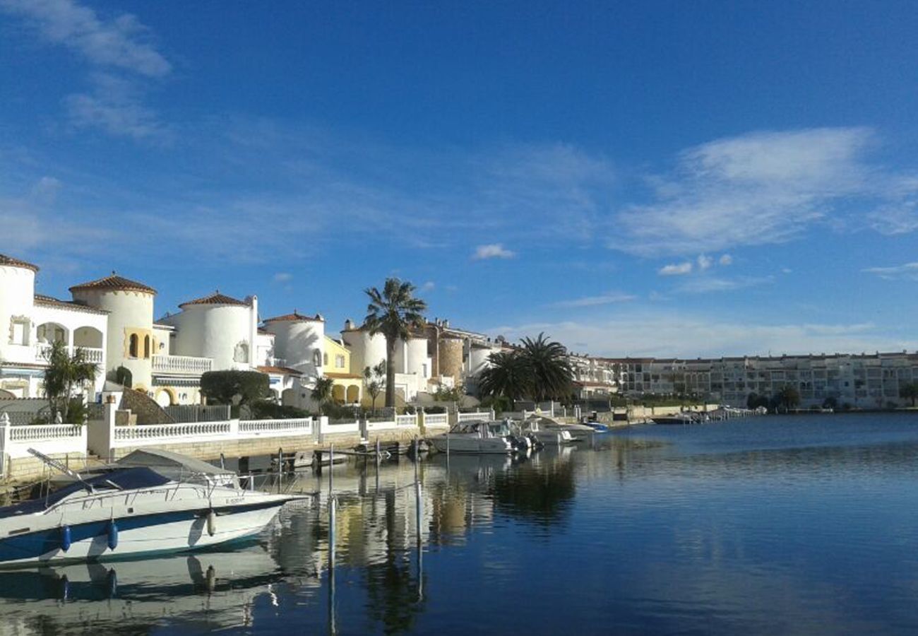 Apartament en Empuriabrava - 1247 PATTAYA